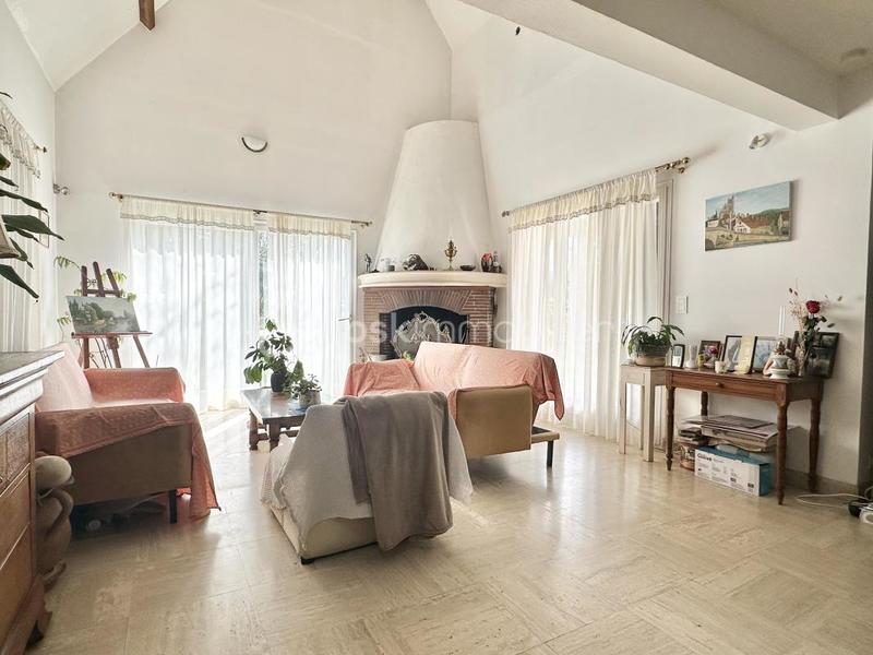 Maison - 152 m² - 8 pièces