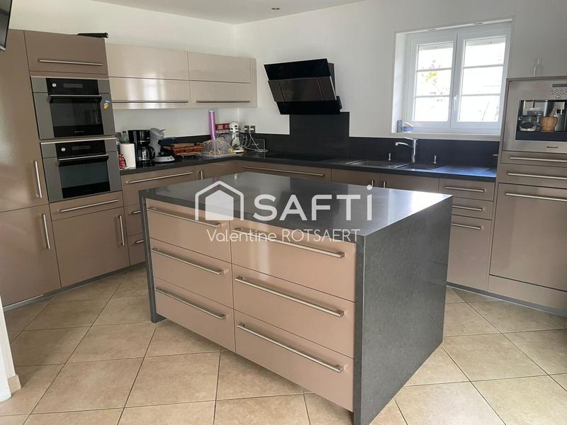 Maison - 139 m² - 6 pièces