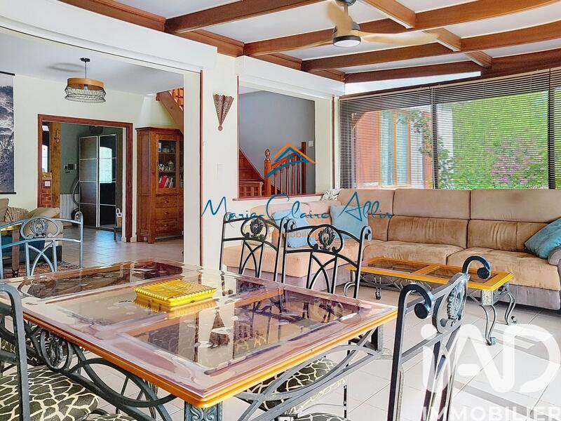 Maison - 110 m² - 4 pièces