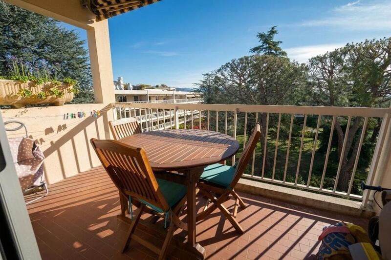 Appartement - 83 m² - 3 pièces