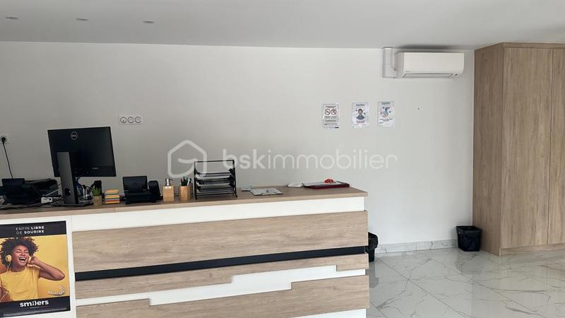 Local commercial - 315 m² - 1 pièce