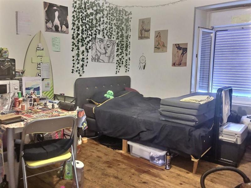 Studio - 120 m² - 7 pièces