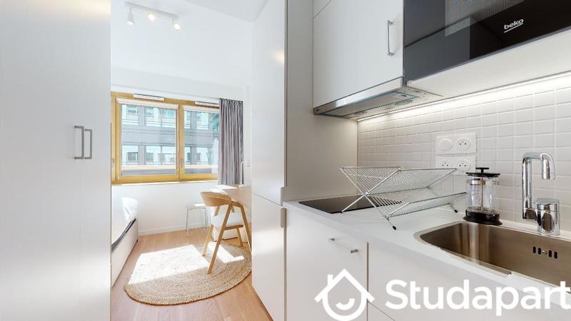 Chambre - 15 m² - 1 pièce