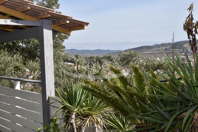 Villa - 80 m² - 4 pièces