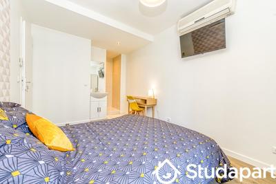 Chambre - 10 m² - 1 pièce