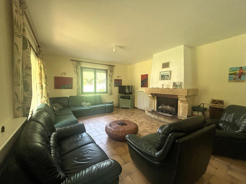 Villa - 220 m² - 8 pièces