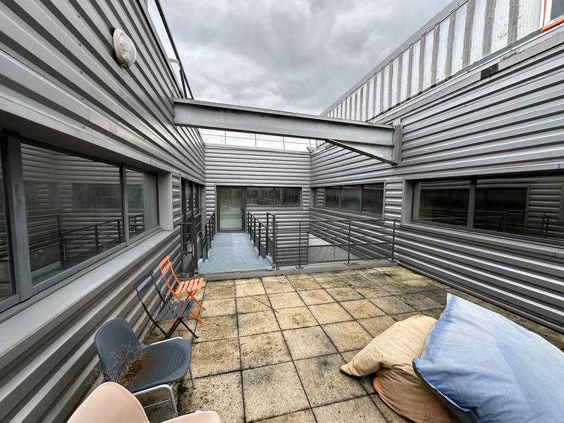Bureau - 249 m² - 2 pièces