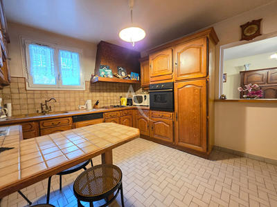 Maison - 96 m² - 4 pièces