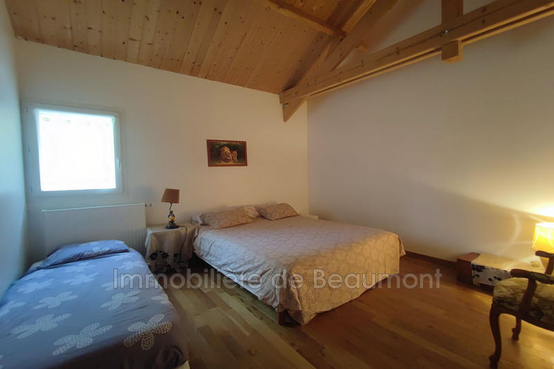 Maison - 214 m² - 6 pièces