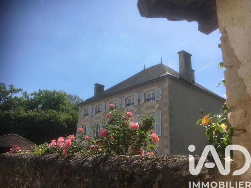 Maison de ville - 384 m² - 15 pièces