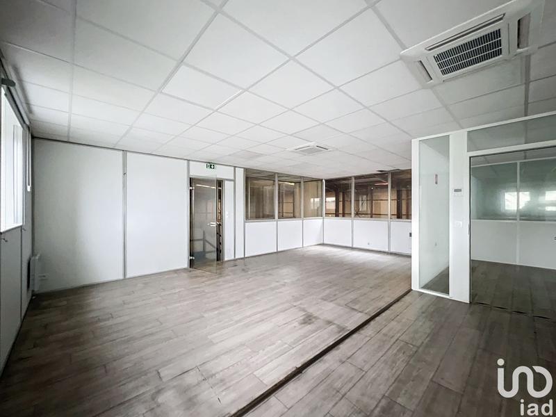 Local commercial - 2 935 m²