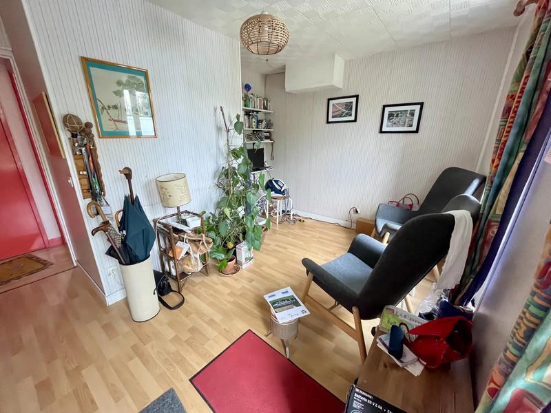 Maison - 151 m² - 8 pièces