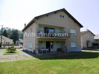 Maison - 230 m² - 6 pièces