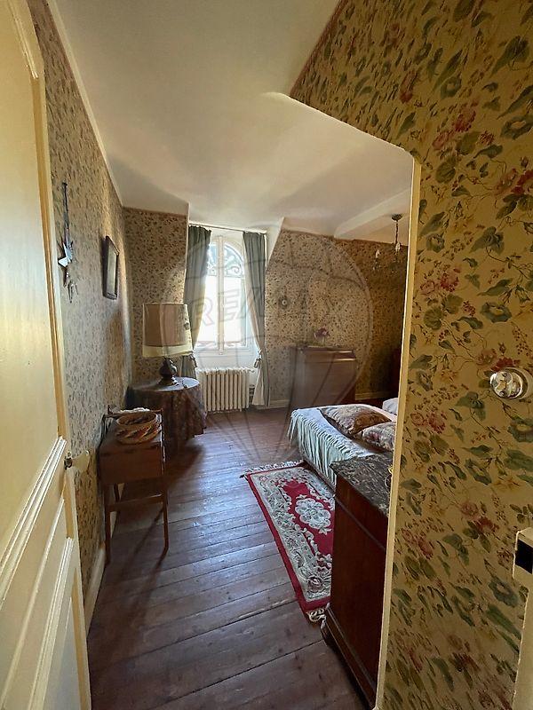 Maison - 93 m² - 5 pièces