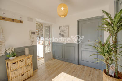 Maison - 450 m² - 13 pièces