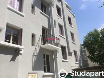 Chambre - 15 m² - 1 pièce