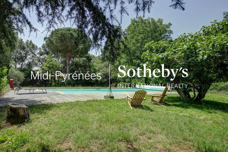 Maison de maîtres - 484 m² - 17 pièces