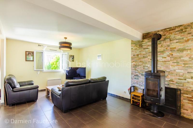 Maison - 100 m² - 6 pièces