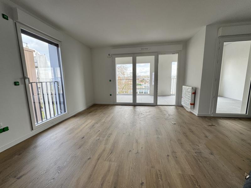 Appartement - 82 m² - 4 pièces