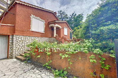 Villa - 90 m² - 3 pièces