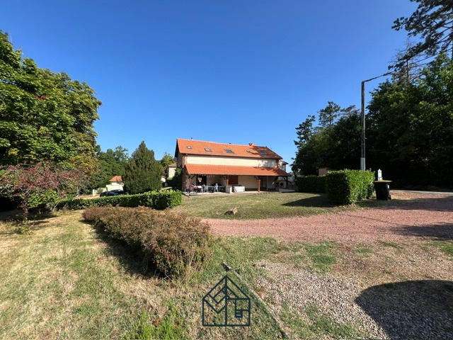 Maison - 128 m² - 4 pièces