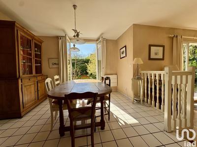 Maison - 161 m² - 6 pièces