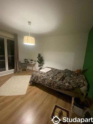 Chambre - 10 m² - 1 pièce