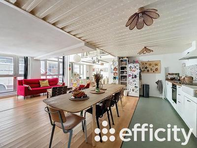 Appartement - 120 m² - 5 pièces