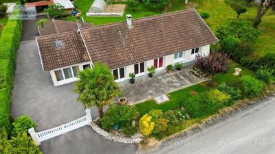 Maison - 107 m² - 5 pièces