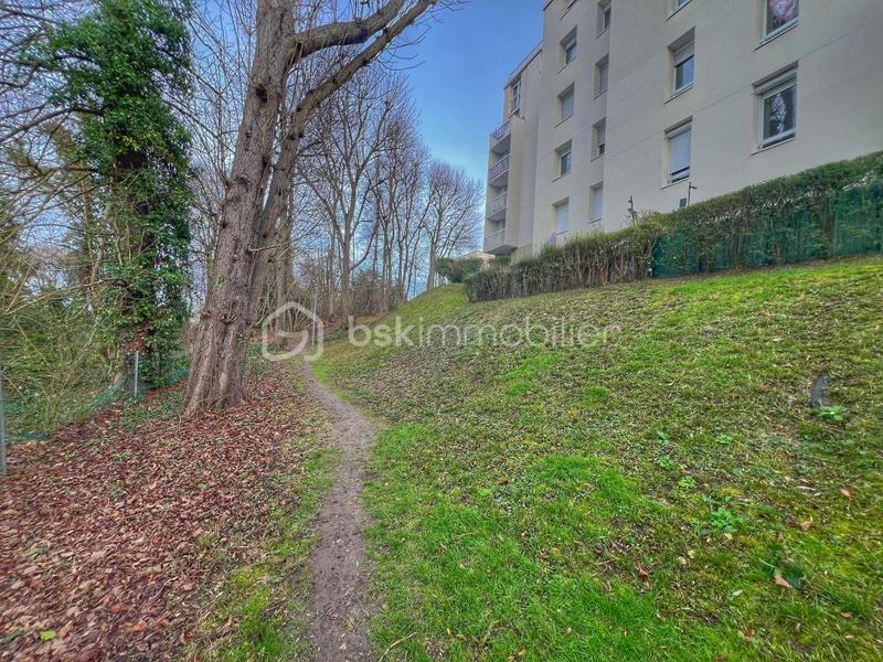 Appartement - 82 m² - 4 pièces