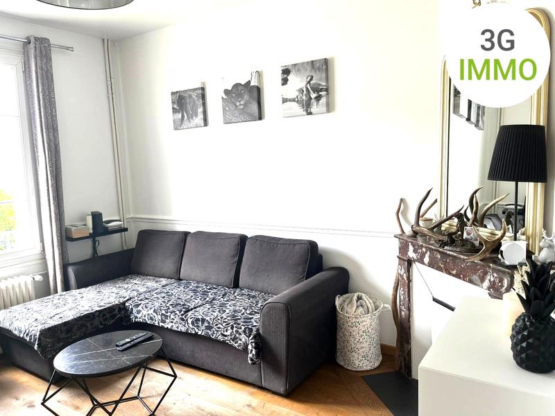 Maison jumelée - 98 m² - 5 pièces