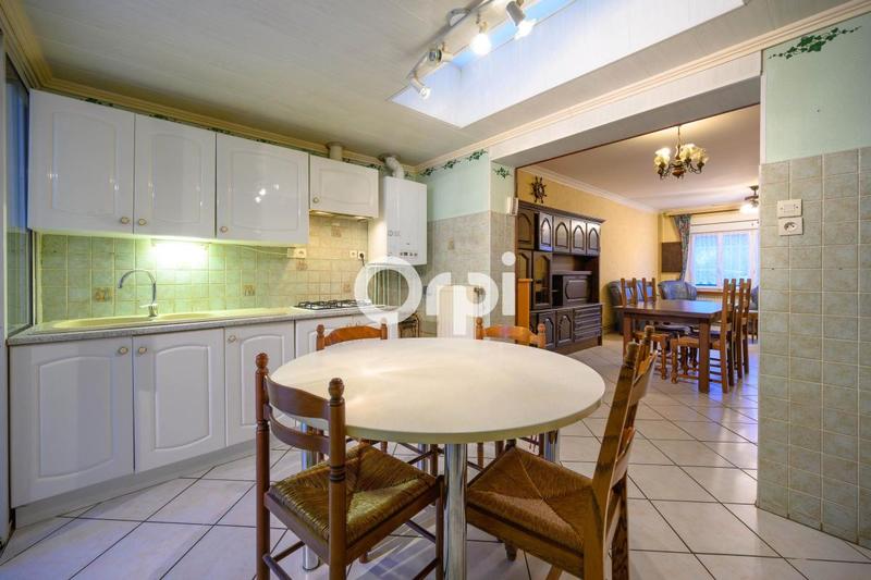 Maison - 96 m² - 4 pièces