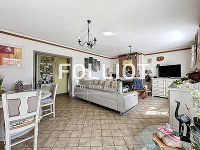 Viager - Maison - 195 m² - 9 pièces