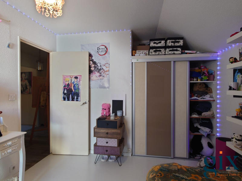 Maison - 100 m² - 5 pièces