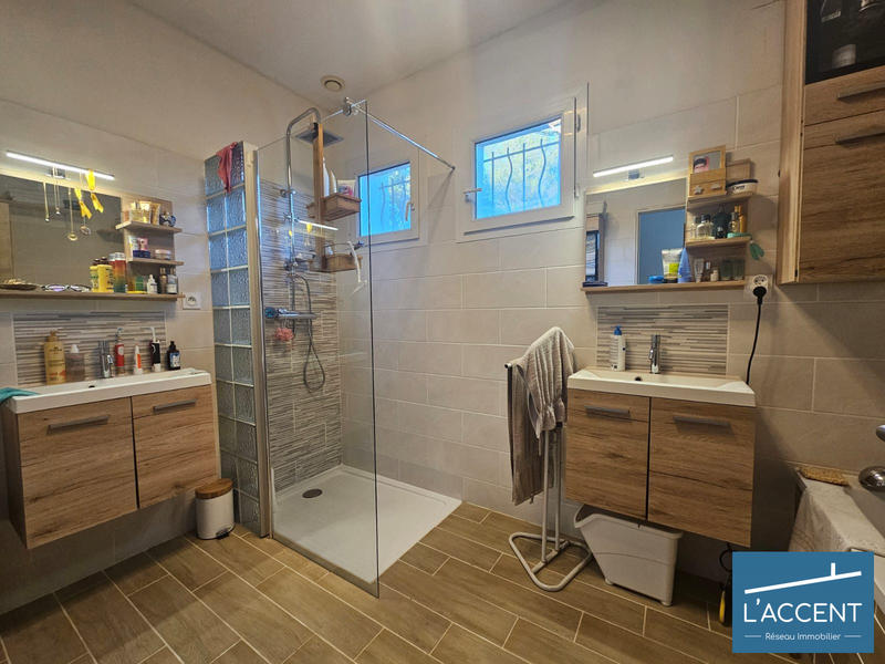 Maison - 145 m² - 5 pièces