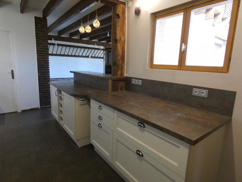 Maison - 220 m² - 8 pièces