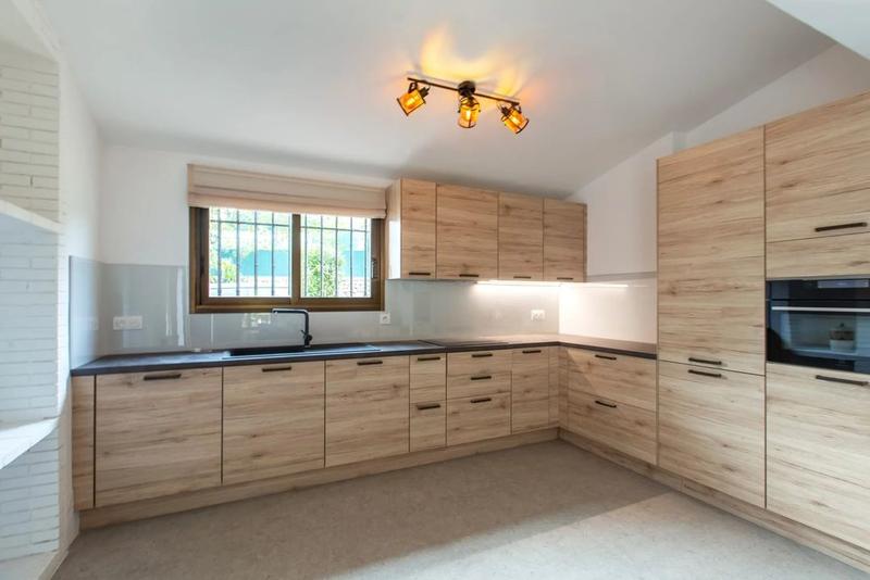 Maison - 170 m² - 7 pièces