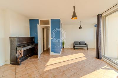 Appartement - 63 m² - 4 pièces