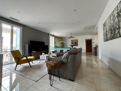 Maison - 155 m² - 7 pièces