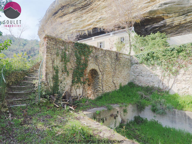 Maison - 300 m² - 10 pièces