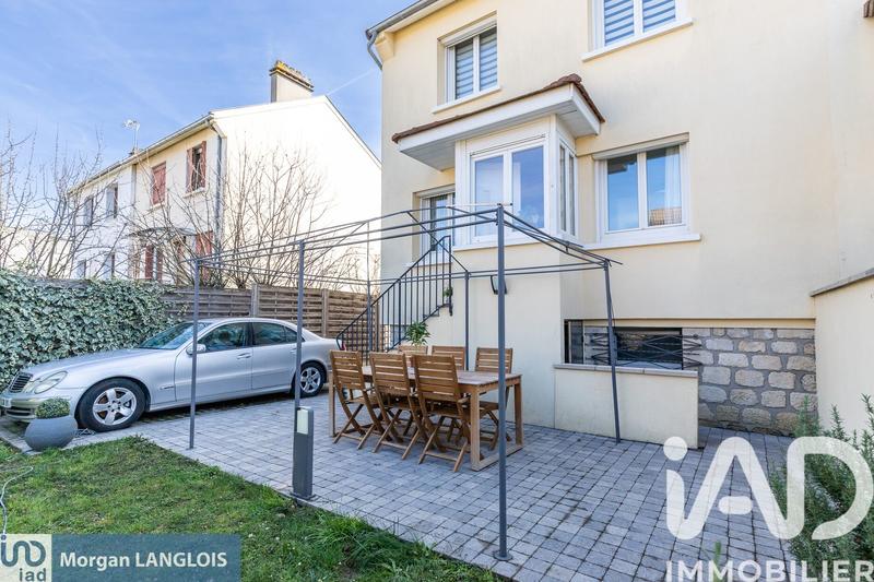Maison - 96 m² - 4 pièces
