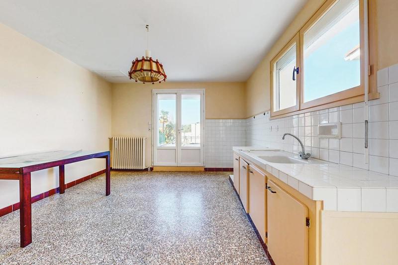 Maison - 198 m² - 8 pièces