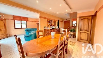 Maison - 138 m² - 5 pièces