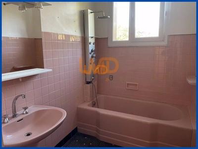 Maison - 181 m² - 8 pièces