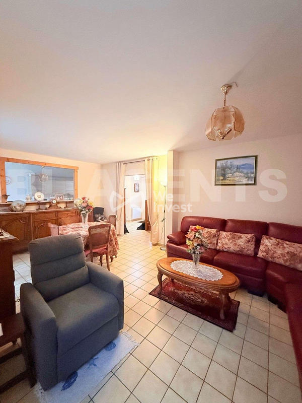 Maison - 100 m² - 5 pièces