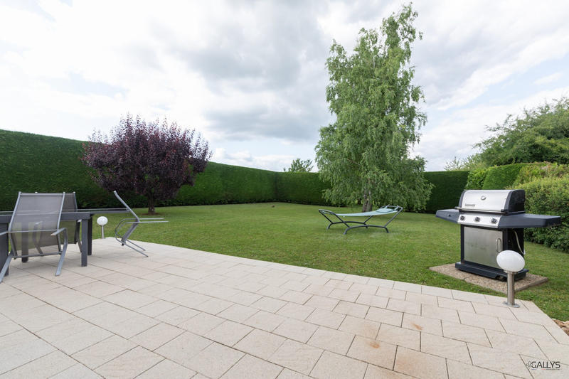 Maison - 145 m² - 5 pièces