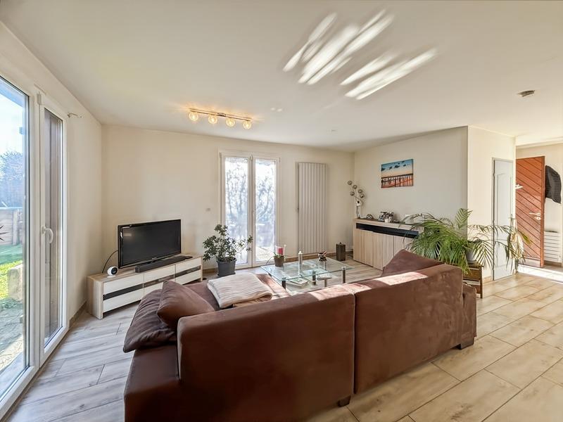 Maison - 105 m² - 4 pièces