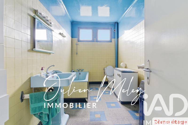 Maison - 185 m² - 10 pièces