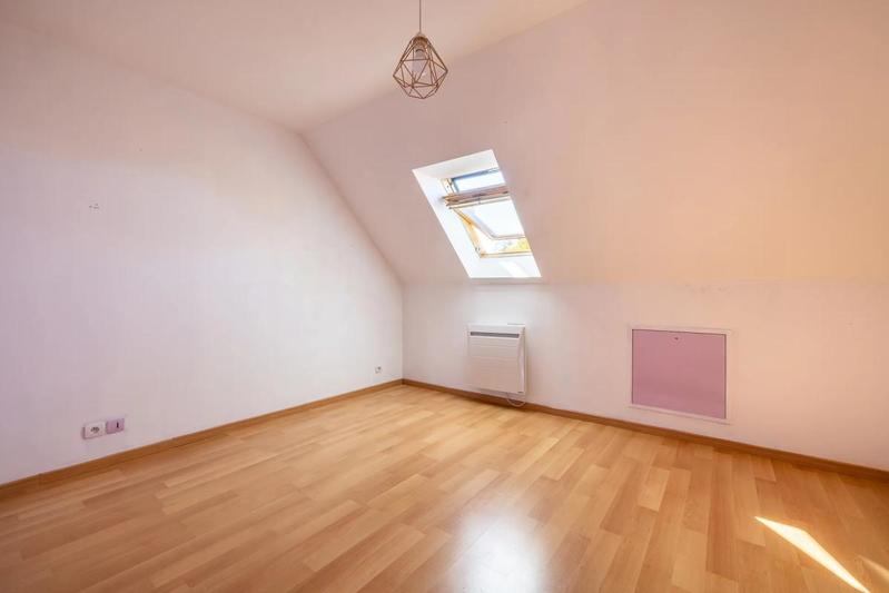 Maison - 195 m² - 6 pièces