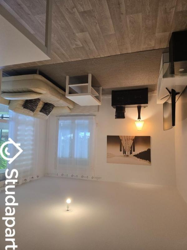 Chambre - 13 m² - 1 pièce